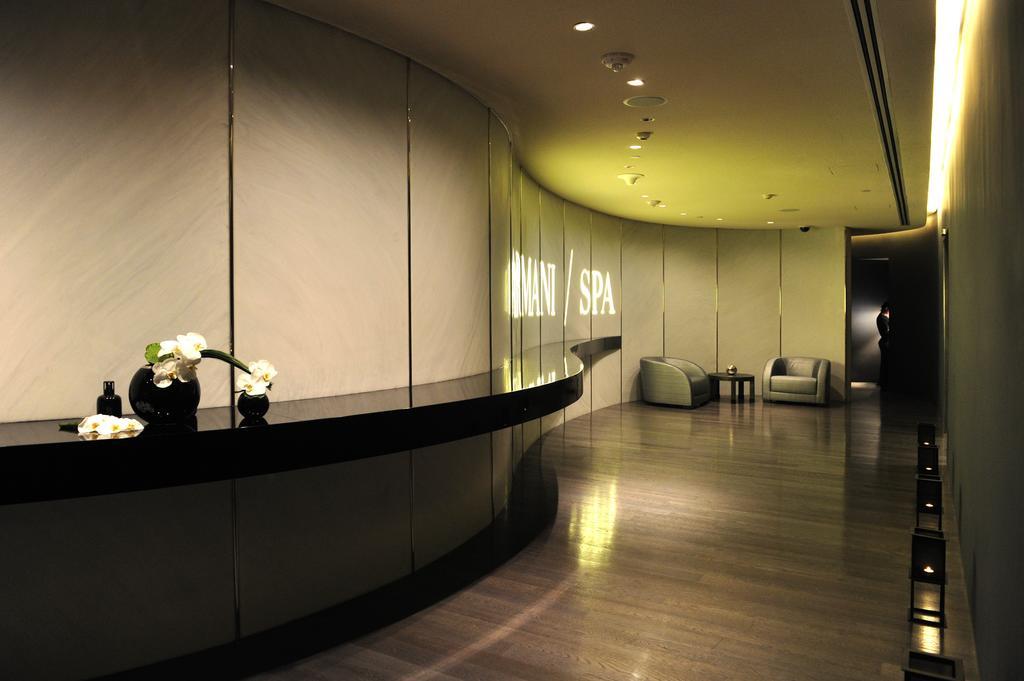 Armani Hotel Dubai, Burj Khalifa Esterno foto The spa at The Ritz-Carlton, Dubai