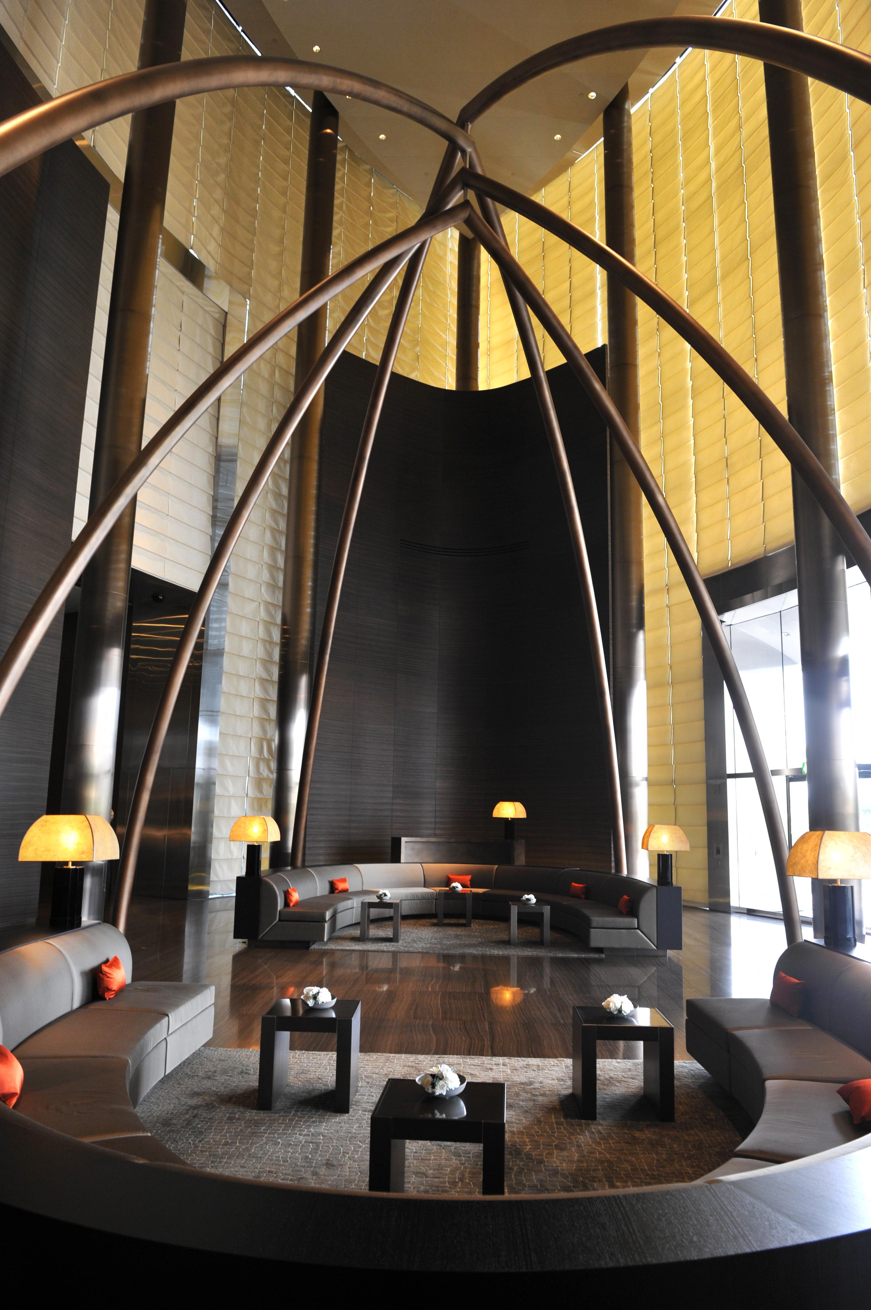 Armani Hotel Dubai, Burj Khalifa Esterno foto The lobby of the hotel