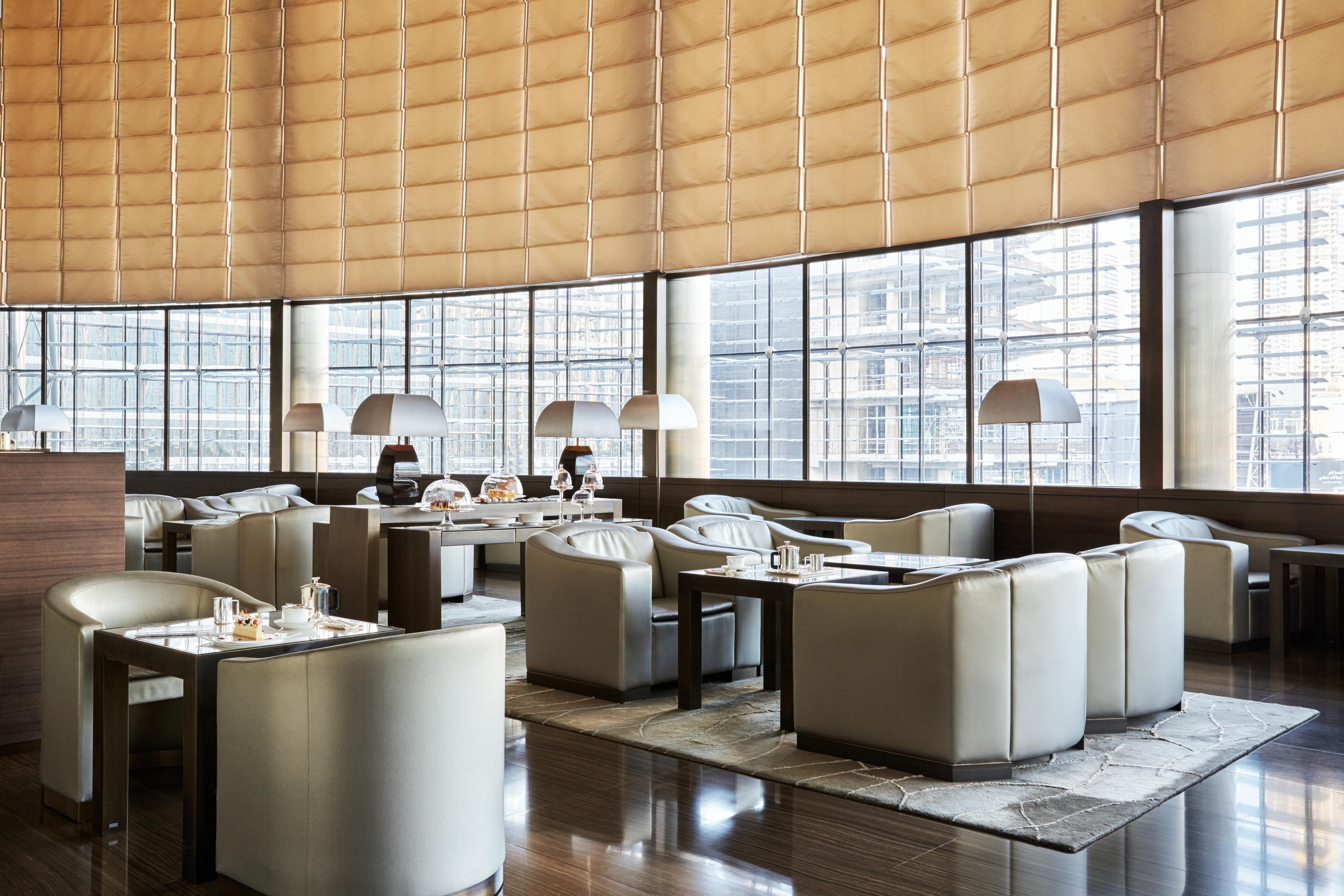 Armani Hotel Dubai, Burj Khalifa Esterno foto The Lounge at the airport