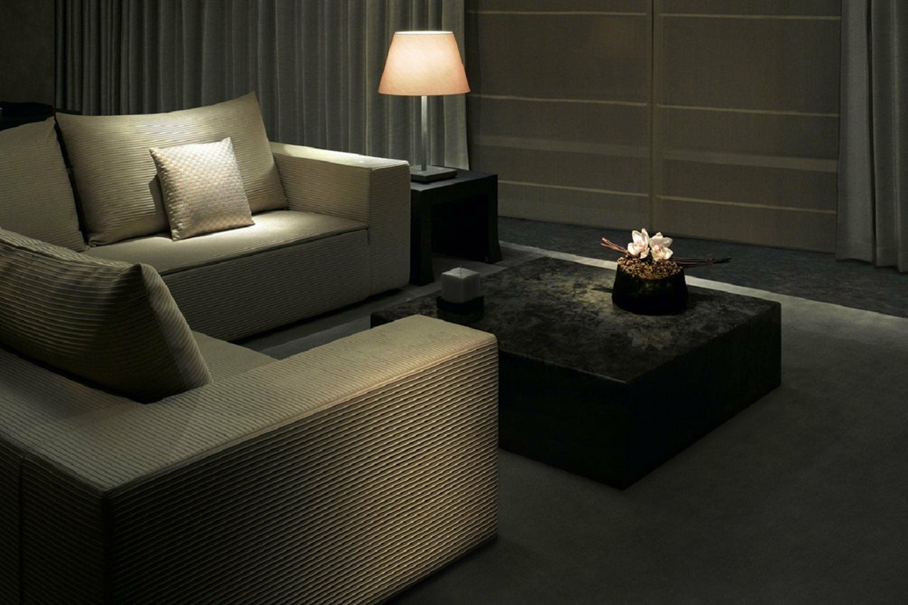 Armani Hotel Dubai, Burj Khalifa Esterno foto A living room with a low table